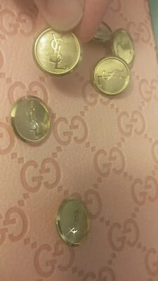 Yves Saint Laurent Button 18 mm Single France - Image 1 of 4