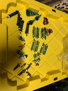 Mr. Christmas Schlittschuhteich Ersatzteile und Figuren - Holiday in Motion - - Bild 1 von 18