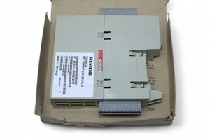 SIEMENS 6FC5111-0CA02-0AA2 DIGITAL OUTPUT MODULE - Picture 1 of 8