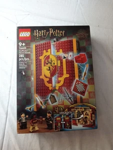 LEGO Harry Potter - 76409 - Gryffindor House Banner - NEW -SEALED - Picture 1 of 5
