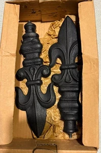 Pier 1 Imports Deko Metall Endstücke 2er Set - Bild 1 von 6