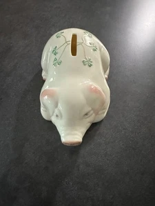 🔥 BELLEEK Schwein Figur Kleeblatt Porzellan Sparschwein Vintage Irland 1973 - Bild 1 von 6