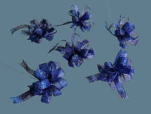 8 hand tied corsage bows - Picture 1 of 3