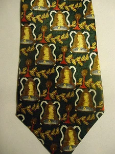 G J Cahn Green Gold Red Christmas Bells Design Silk Tie 58" - Picture 1 of 2