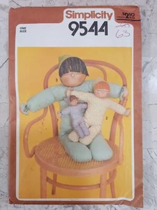 SIMPLICITY 9544 VTG 80s Stuffed Pantyhose Dolls 10" 17" 30" 3 size Pattern UNCUT - Picture 1 of 7