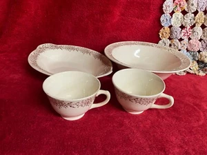 Vtg 4 Pc Taylor Smith Taylor 2 Serving Bowls 2 Cups Cream Gold Floral Filigree - Picture 1 of 15