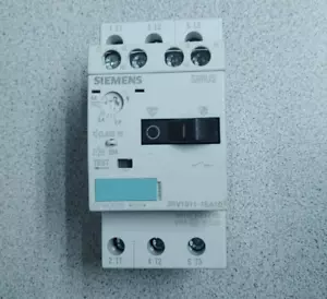 SIEMENS 3RV1011-1EA10 MOTOR PROTECTOR CIRCUIT BREAKER 4A 3HP NEW!! QUANTITY!! - Picture 1 of 2