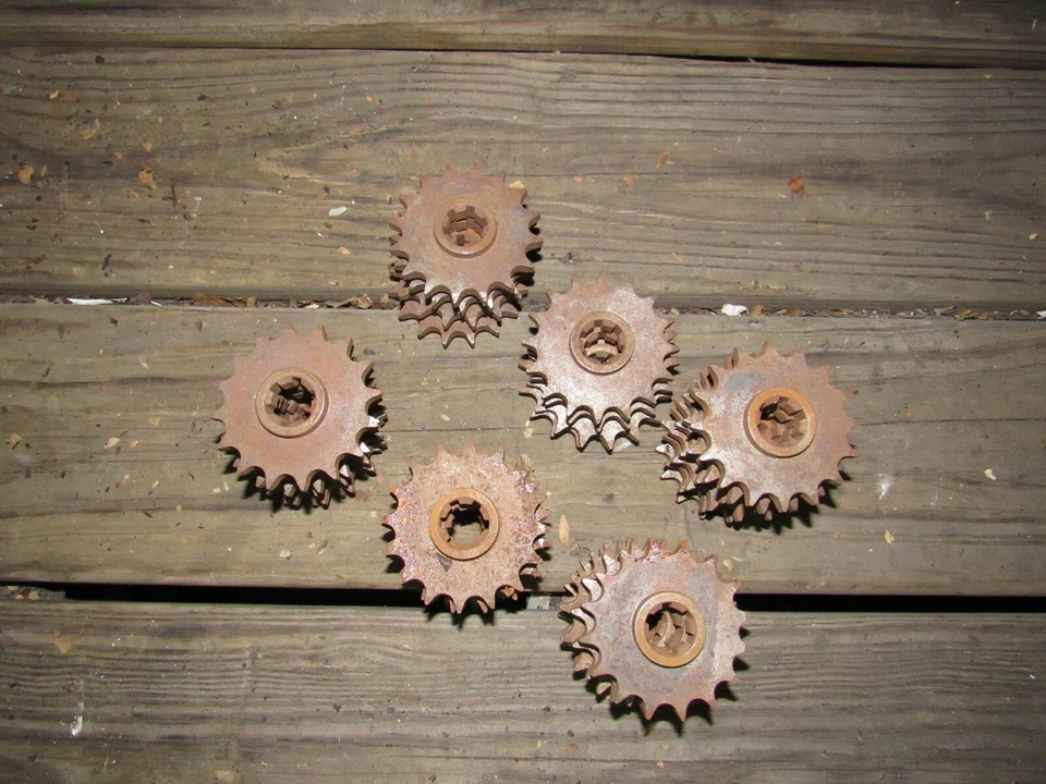 Piñón delantero de repuesto NOS para Kawasaki F1 F2 F3 c2ss cttr c2 ss tr Foto 1 de 1