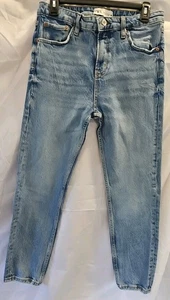 Zara Straight Jeans Womens 6 Blue Denim Light Wash High Rise Button Fly Casual - Picture 1 of 11