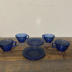 Set 4 Tassen und 2 Untertassen Hazel Atlas Moderntone Kobaltblau Depression Glas - Bild 1 von 7