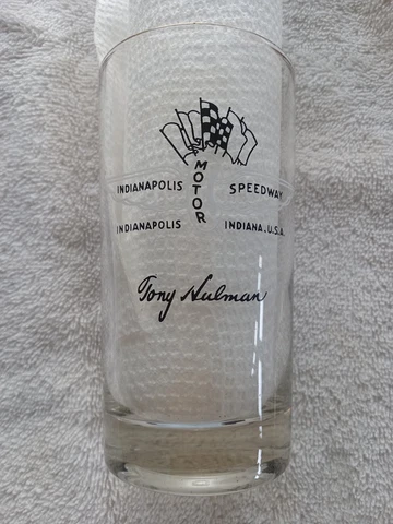 INDY 500 SOUVENIR GLASS - WINNERS 1911 to 1956 Cover