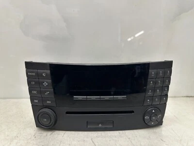 Mercedes W211 Autoradio Radio CD  A2118701189  MF2310  A 211 870 11 89 - Bild 1 von 4