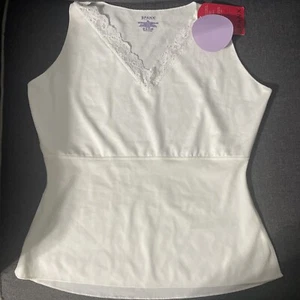 NWT Spanx Hide And Sleek V-Neck Lace Cami White Size XL - Picture 1 of 4