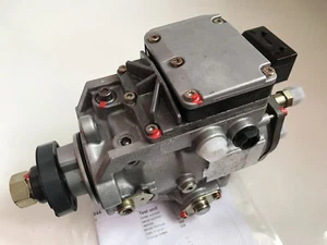 Bosch Injection Pump 0470504011 0986444012 91582 Opel Astra Vectra, Omega - Picture 1 of 3