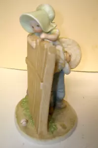 Figurine Circle Of Friends THE HOME RUN 1993 Boy Helping Girl Over The Fence - Picture 1 of 5