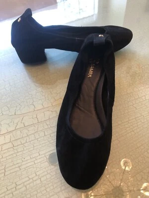 ❤️NUEVOS Zapatos de salón elegantes de diseñador Yosi Samra, zapatos acolchados de gamuza de cuero negro, H9M Foto 1 de 4