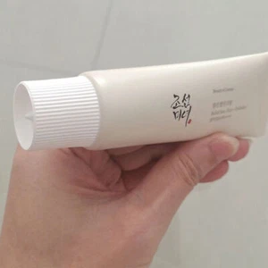 Korean Beauty Refreshing Moisturizing Non-sticky Anti-UV Whitening Skin Crea PLM - Picture 1 of 11
