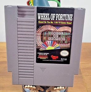 Nintendo NES Wheel of Fortune - SOLO CARRITO *Probado y Funciona* - Imagen 1 de 6