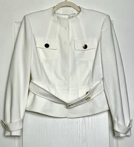 Anne Klein Blazer Gr. 6P weiß mit goldenen Knöpfen, Druckknöpfen, Gürtel & Taschen kragenlos - Bild 1 von 10