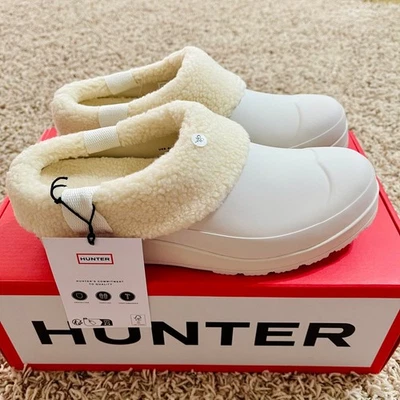 Hunter Women's PLAY Sherpa Insulated Clog Shoes Cream, Size 8 (New in Box) - Image 1 of 4
