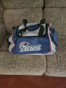 New England Patriots Duffle Bag for Gym / Travel - Picture 1 of 8