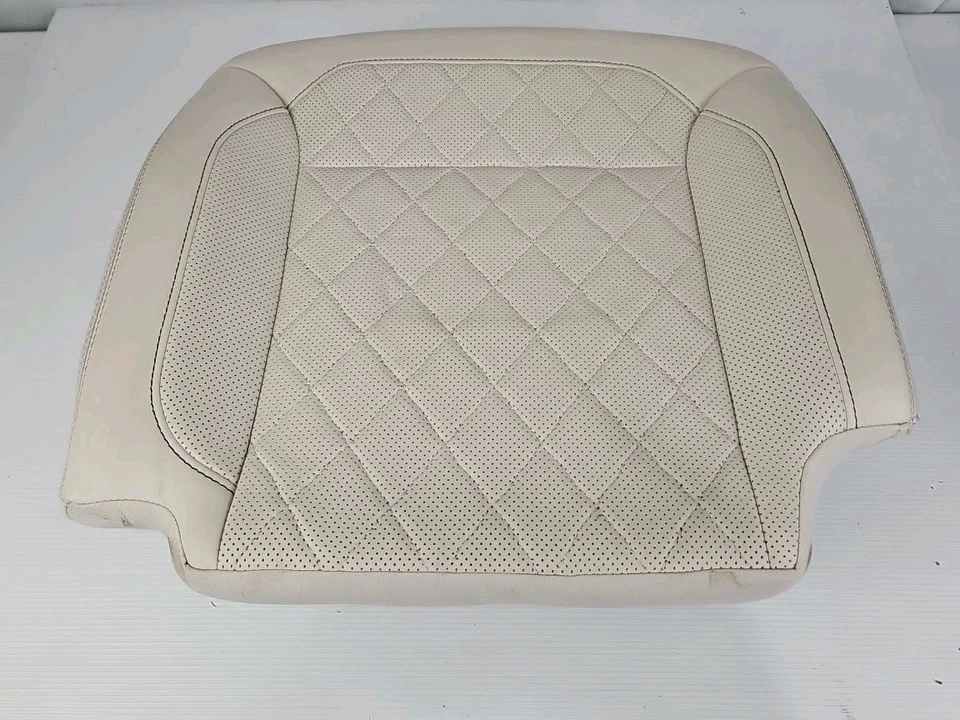 MERCEDES X166 GL-CLASS DRIVER/LEFT 3RD THIRD ROW LOWER SEAT CUSHION WHITE  - Image 1 of 4