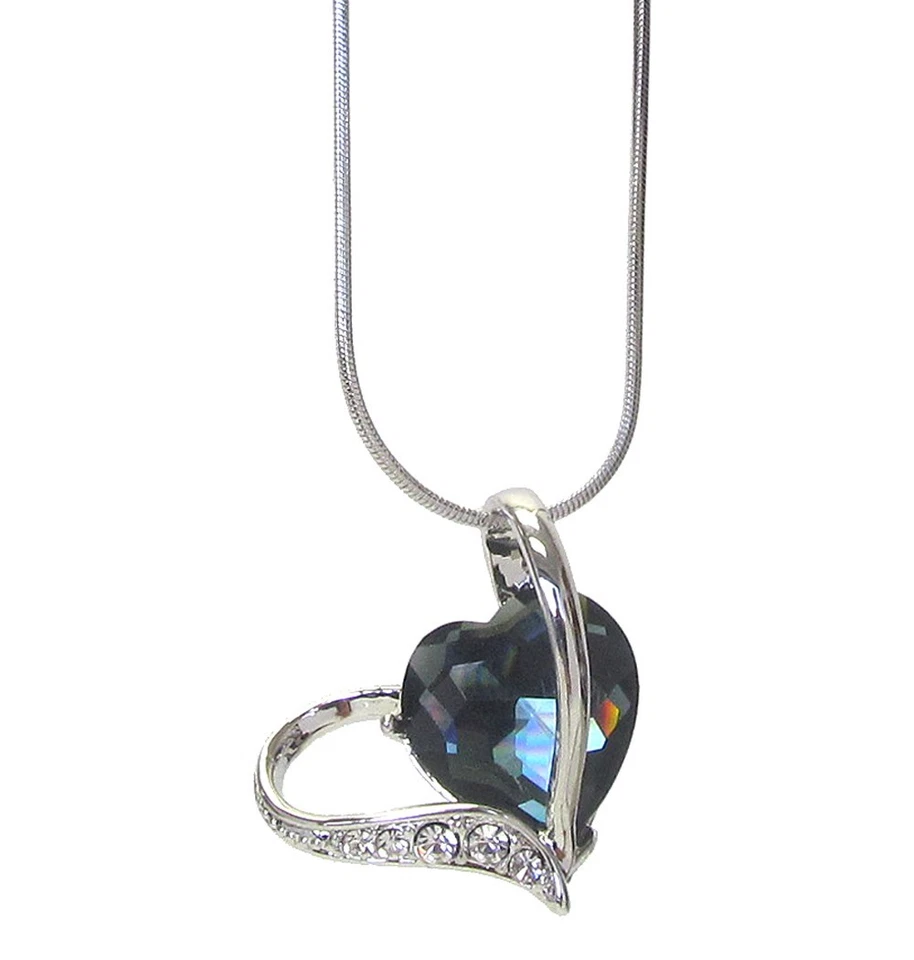 Collar colgante corazón cristal negro Foto 1 de 1