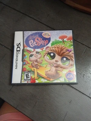 Littlest Pet Shop Spring Nintendo DS 2009  - Image 1 of 3