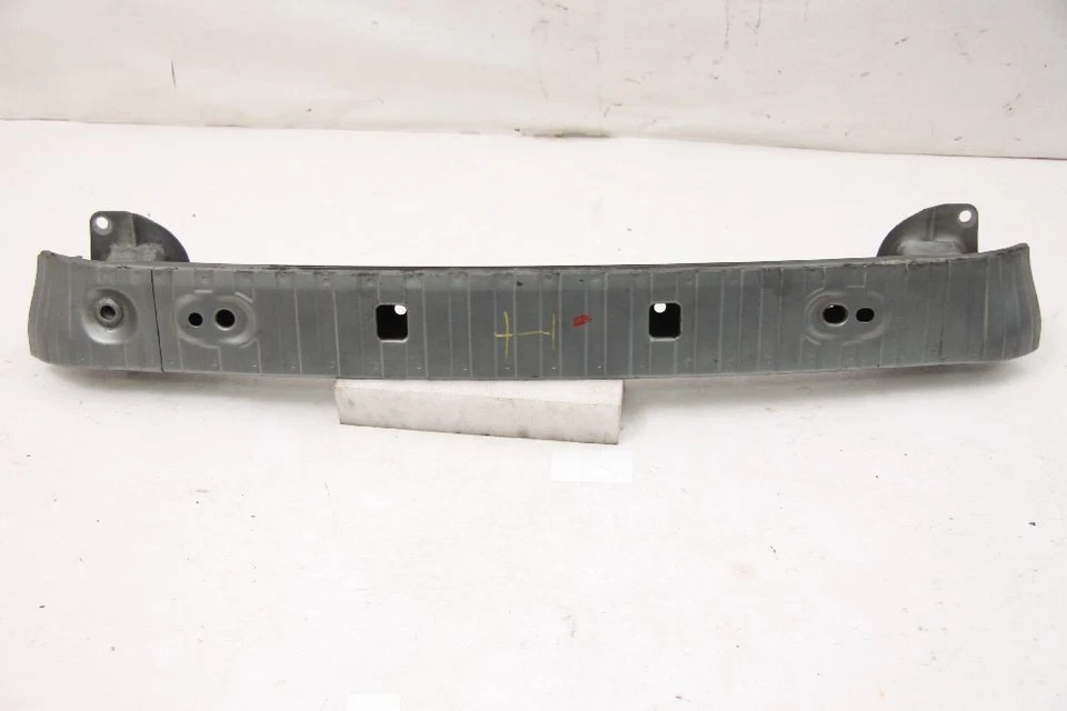 Parachoques trasero Volvo S40 II 31278028 01-2006 Foto 1 de 3