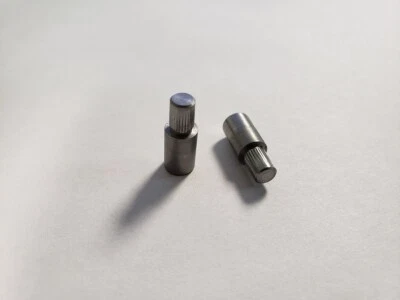 Ford Mustang 1964-1968 convertible pestillo superior a pasadores base - par Foto 1 de 2