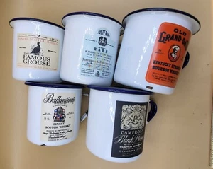 Tazas esmaltadas vintage con etiquetas de whisky y afiliación al clan escocés - Imagen 1 de 17
