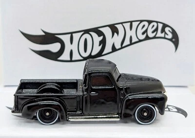 Hot Wheels '52 Chevy Pickup   Super Custom W/Real Riders - Image 1 of 4