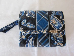 VERA BRADLEY SMALL COMPACT WALLET WITH PAISLEY AND PLAID - NWOT - Picture 1 of 3