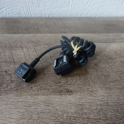 Minolta OC-1100 & OS-1100 Off-Camera Shoe Flash Cord - Image 1 of 3