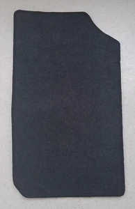 6 X  Teppich Auto Fußmatten Velours Matten Universal Autoteppich 6 Stück Zubehör - Bild 1 von 4