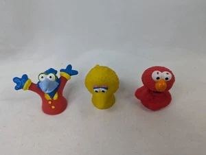 Conjunto de figuras de calle Sésamo marionetas de dedo Elmo Big Bird Gonzo - Imagen 1 de 4