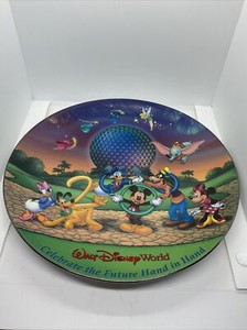 2000 Walt Disney World Plate - Celebrate The Future Hand In Hand - Mickey Mouse