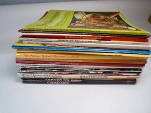 Lot of 25 Better Homes and Gardens Cookbooks Softcover Recipe Books Various - Bild 1 von 13
