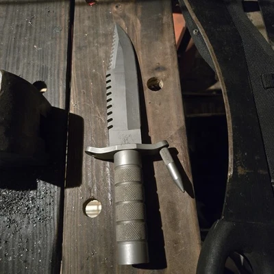 Cuchillo de supervivencia Buckmaster 184 de colección *Raro primera producción* pre-pat. Colgante Foto 1 de 4