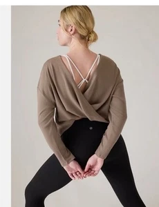 Athleta Women’s Presence Twist Sweatshirt Beige Long Sleeve Twist back top Large - Picture 1 of 2