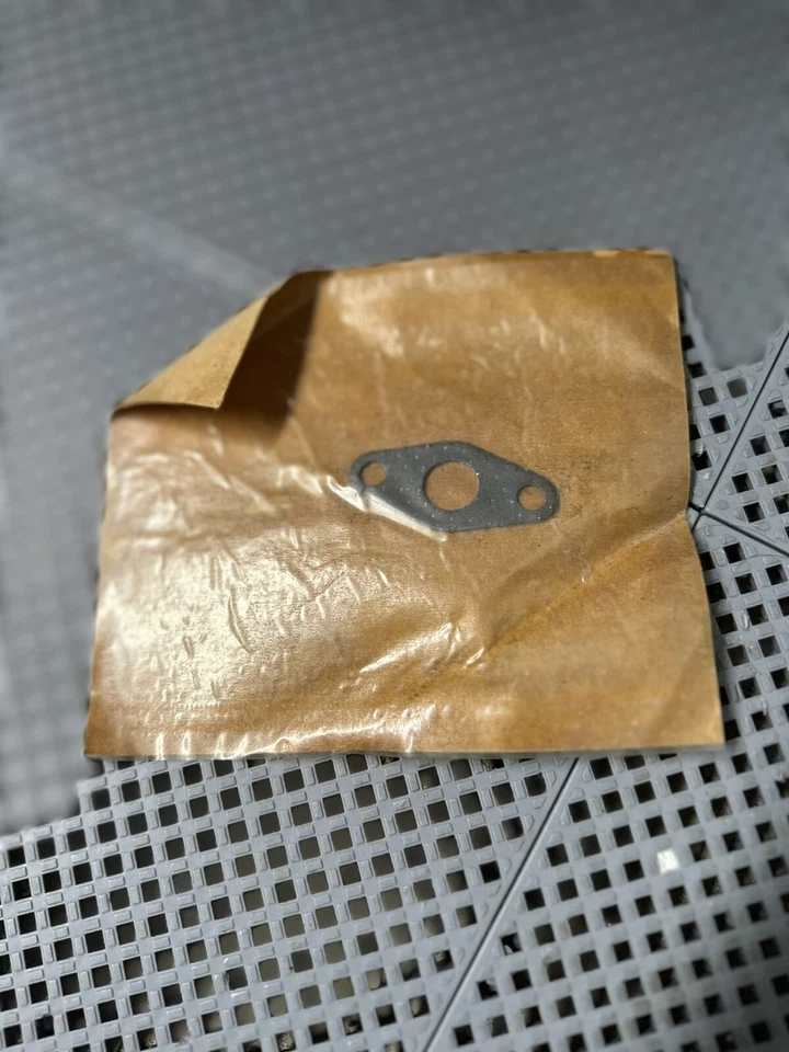 Turbo drain gasket Chrysler TC by Maserati 16v DOHC 2.2 turbo NOS Mopar 1989 199 - Image 1 of 2