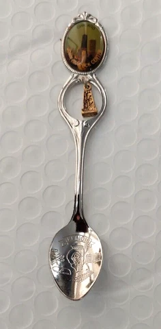 Chicago John Hancock  Building with Charm Souvenir Spoon Illinois Lincoln Cover