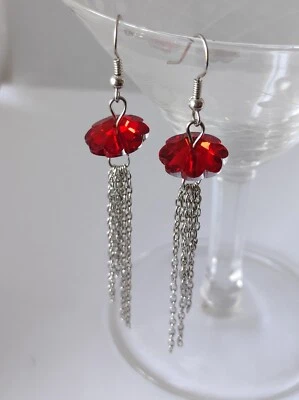 Orecchini pendenti metallo colore argento e perlina fiore donna ragazza cd3150 - Immagine 1 di 4