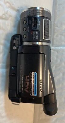 SONY HDR-HC1 HDV Handycam Digital Camera / Camcorder FOR PARTS - Image 1 of 4