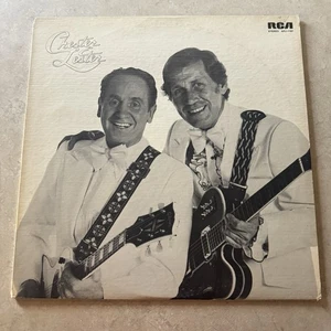 CHET ATKINS & LES PAUL ~ Chester & Lester ~ APL1-1167 ~ 1976 ~ LP RECORD - Picture 1 of 5