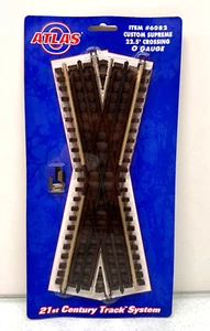 Atlas #6082 O Gauge 3-Rail Custom Supreme 22.5 Degree Crossing  NEW - Picture 1 of 2