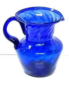 JARRA DE VIDRIO SOPLADO AZUL COLBALTO VINTAGE 4 1/2 PULGADAS DE ALTO - Imagen 1 de 6