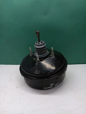 2002-2005 GMC Envoy 4.2L Brake Booster OEM - Image 1 of 4