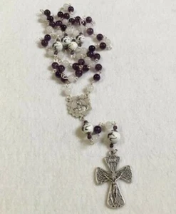 WASHINGTON HUSKIES ROSARY COLLEGE UNIVERSITY NECKLACE JEWELRY GLASS ORNAMENT - Picture 1 of 11