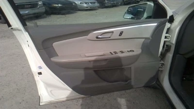 TRAVERSE  2012 Front Door Trim Panel 28139502 Foto 1 de 4